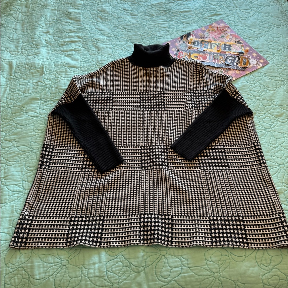 Joseph A Black and White Turtleneck Sweater